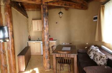 Фото номера Two-Bedroom House &quot;The Pond&quot; Дома для отпуска Eco Village Under the Cliffs г. Ilindentsi 9