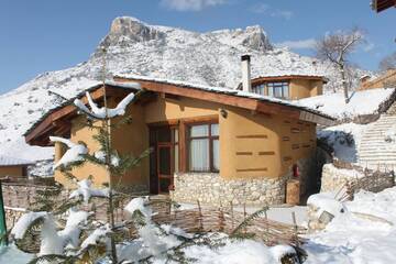 Фотографии Дома для отпуска Eco Village Under the Cliffs г. Ilindentsi (Болгария) №3 Фото Дома для отпуска Eco Village Under the Cliffs г. Ilindentsi 3